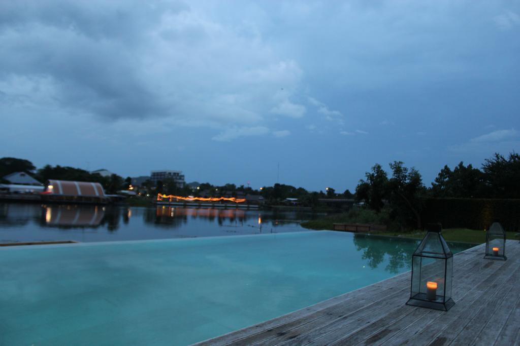 The Glory River Kwai Hotel Kanchanaburi Extérieur photo